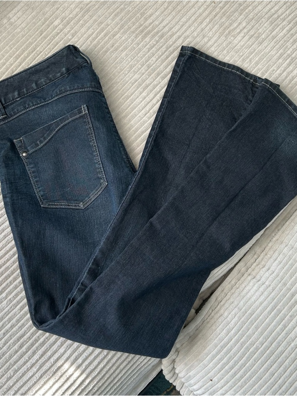 Express Dark Wash Women's Stretch Jeans - Flared Leg